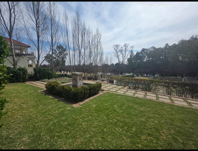 1 BEDROOM FLAT FOR SALE IN LOCHVAAL